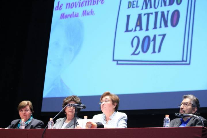 Michoacán, sede de emotivo encuentro de poetas y poetizas     