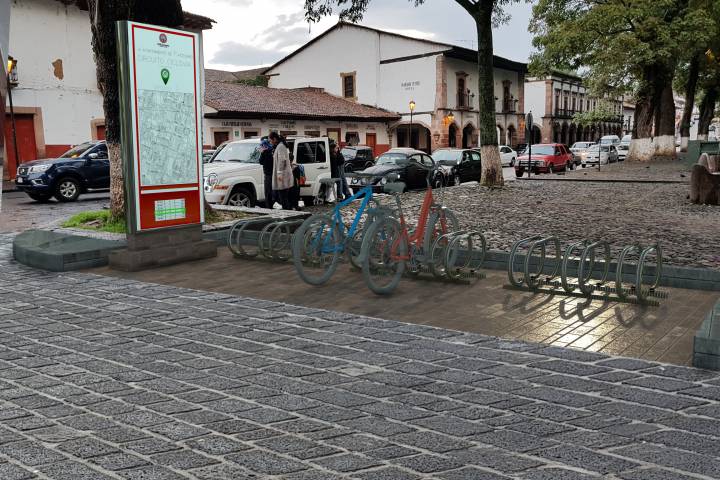 Inician trabajos de mejoramiento de la Plaza Vasco de Quiroga