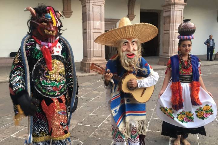 El Ballet Folklórico Corcovi celebrará mañana su 32 aniversario