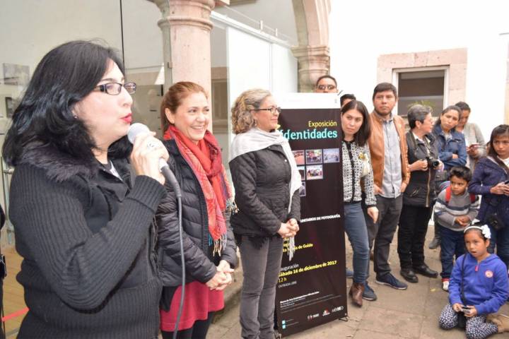 Inaugura Secum en el MACAZ la exposición "Identidades" 