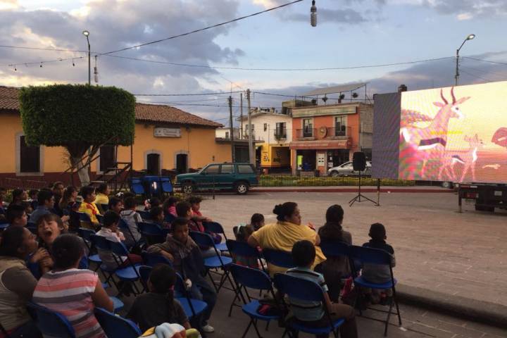 Secum lleva Cine para Todos a cinco municipios michoacanos  