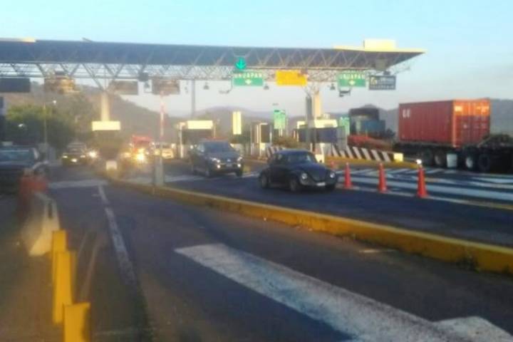 Vigila SSP casetas de peaje y tramos carreteros por protesta de CNTE    