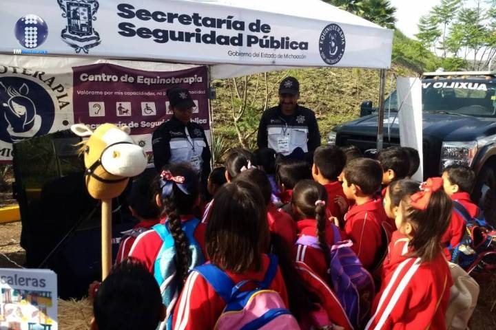 Realiza SSP visitas guiadas en la Expo Fiesta Michoacán