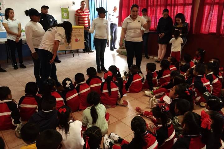 Refuerza SSP programa Escuelas Comprometidas por Nuestra Seguridad en Ciudad Hidalgo    