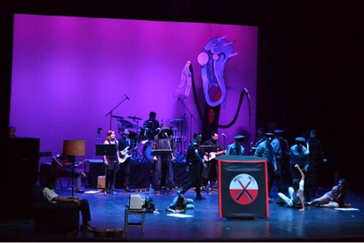 Exitoso homenaje a Pink Floyd en el Teatro Ocampo