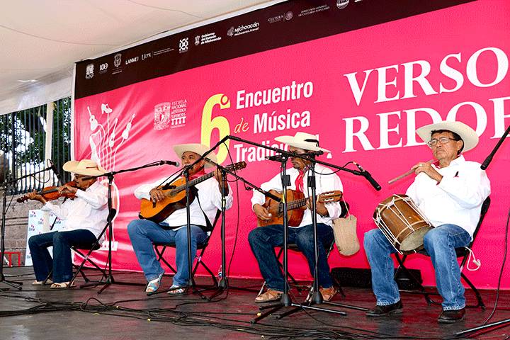 Con gran éxito finaliza el 6º Encuentro de Música Tradicional Verso y Redoble