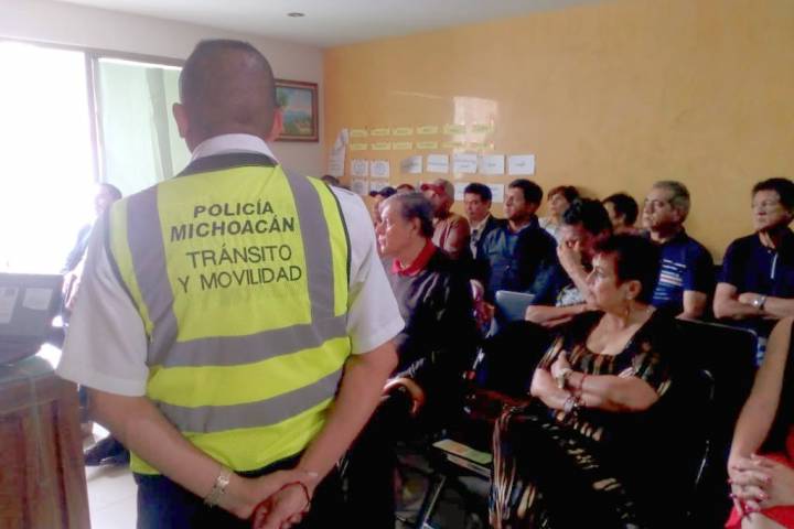 Brinda SSP capacitación vial a empresas de autotransporte      