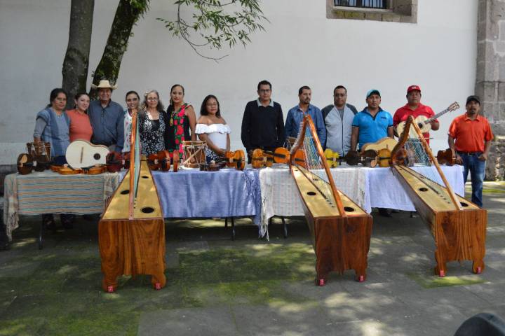 Secum entrega equipo y reconocimientos a participantes del Taller Piloto de Construcción de Instrumentos Musicales