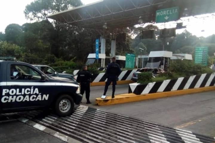 Permanente, presencia de la Policía Michoacán en Autopista Siglo XXI   