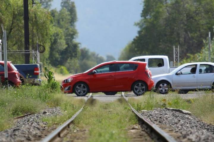 Emite SSP recomendaciones para evitar incidentes de tránsito con el tren       