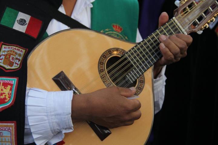 El ritmo de las Tunas se vivió este fin de semana en el Centro de Morelia  