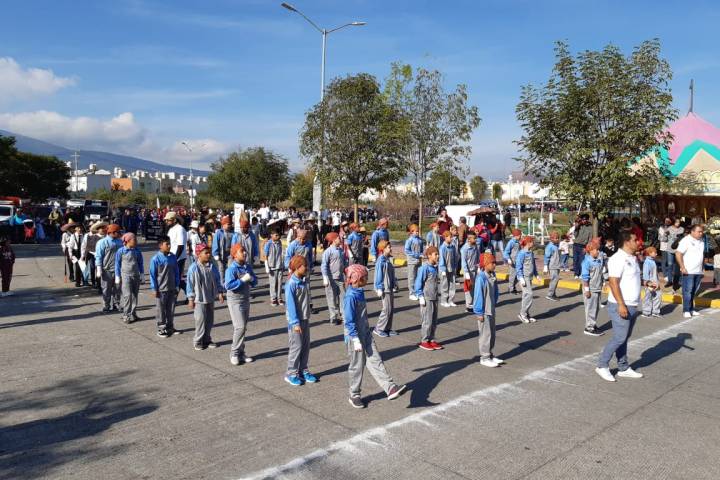 OOAPAS participa en Desfile Cívico de Villas del Pedregal