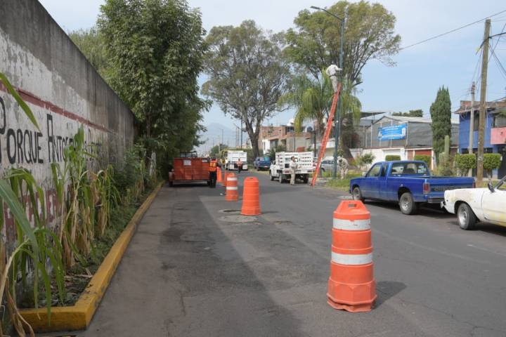 Reconstruye Raúl Morón calles afectadas por inundaciones