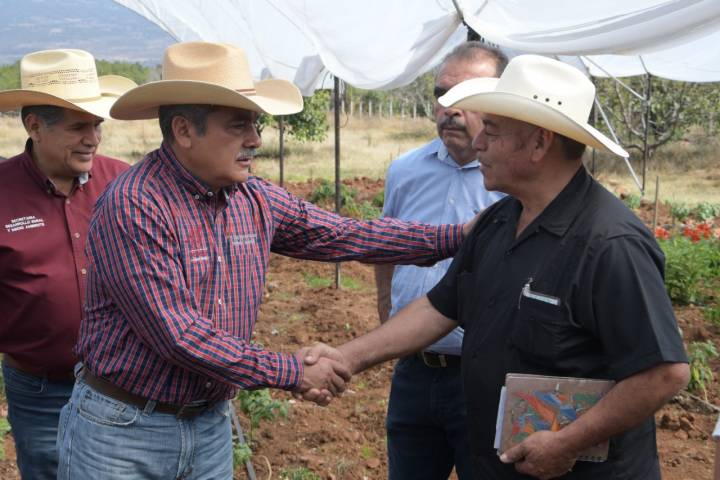 Con obras, impulsa Raúl Morón al campo y productores morelianos   