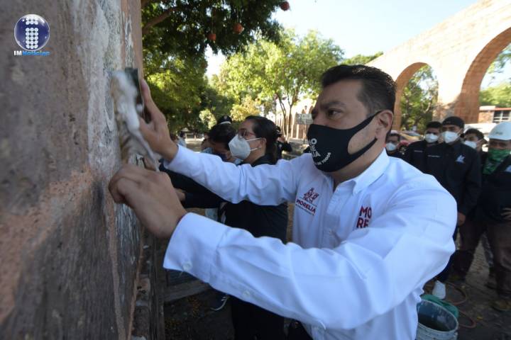 Gobierno de Morelia inicia limpia de grafitis