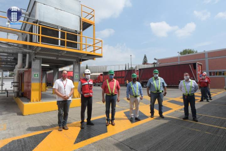 Acuerda Raúl Morón con Coca Cola FEMSA donación de agua industrial tratada al municipio  