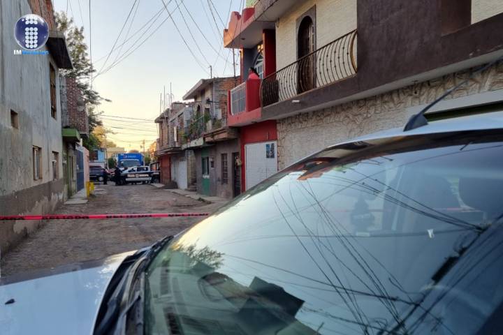 Matan a un hombre en la Valencia Segunda Sección; una niña resulta herida por bala perdida