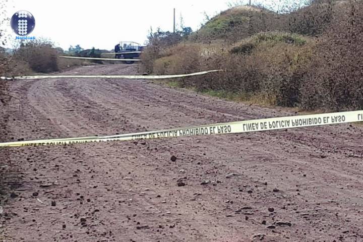 Hallan a un hombre ejecutado en el camino a Loma Larga