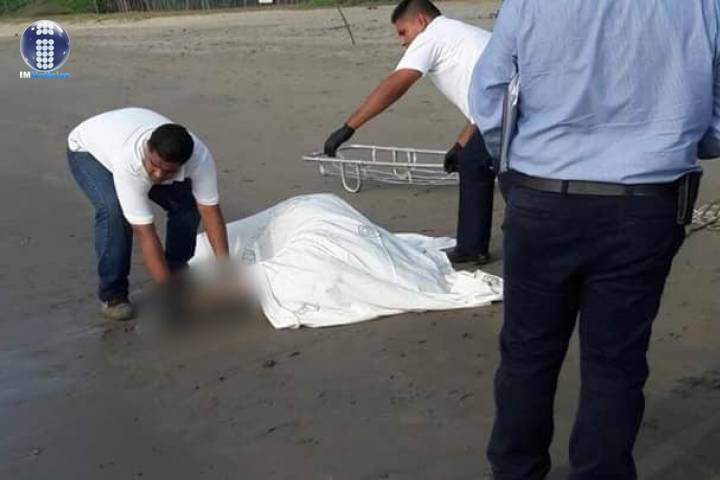 Cadáver de turista uruapense aparece en playa Jardín