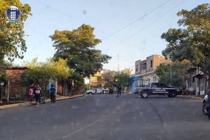 Abandonan bolsas con un cadáver desmembrado en Apatzingán