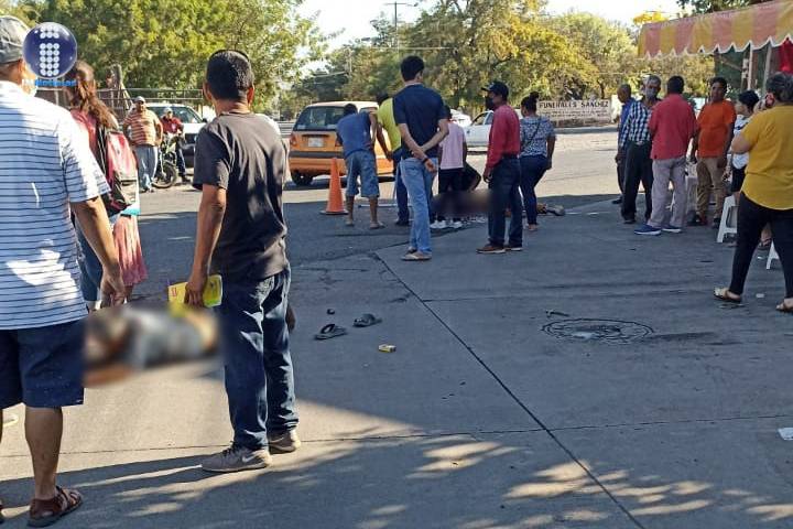 Joven muere tras choque de motocicletas