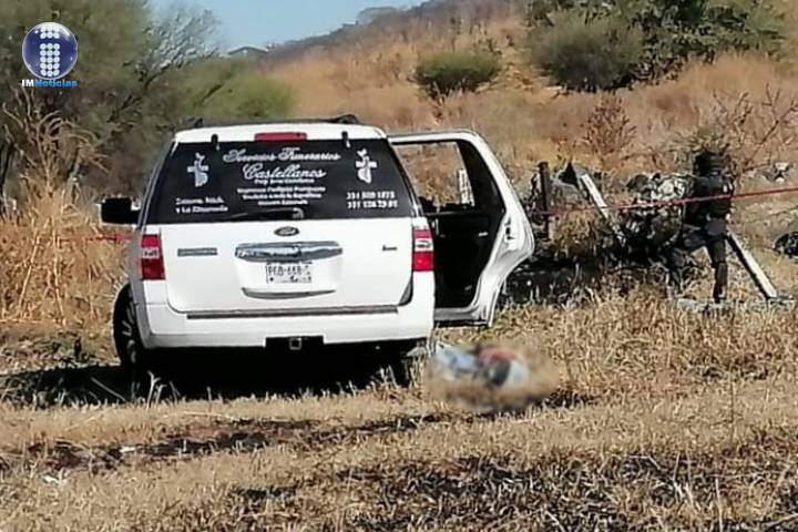 Dueño de funeraria es hallado ejecutado en la carretera Zamora ? La Barca