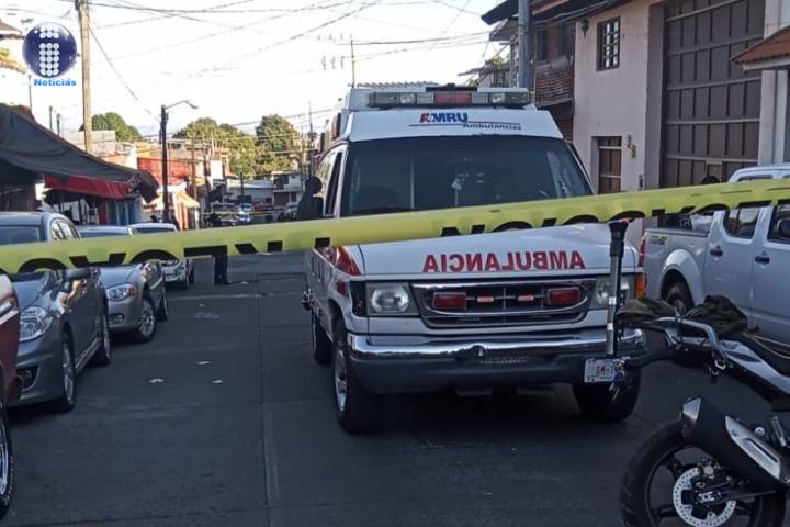 Pistoleros matan a un hombre frente a tienda del Barrio de San Miguel