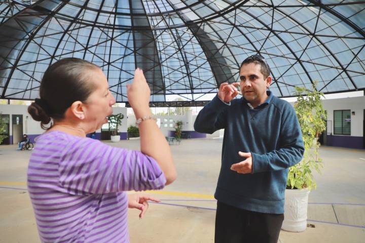 DIF Morelia fortalece la inclusión con taller de Lengua de Señas Mexicana para servidores públicos 