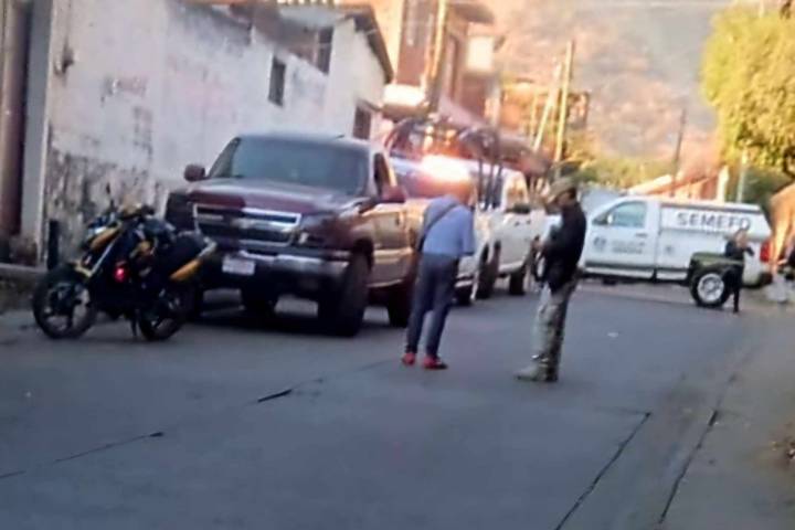 Criminales matan a tiros a un joven en la tenencia de Jucutacato, en Uruapan