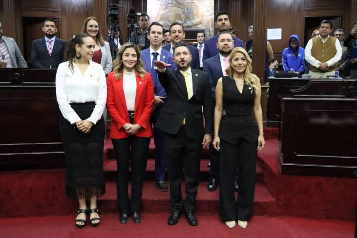 Helder Valencia suple a Octavio Ocampo como Diputado en el Congreso del Estado