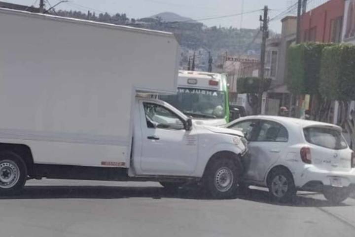 Se registran 2 accidentes vehiculares en distintas colonias de Morelia 