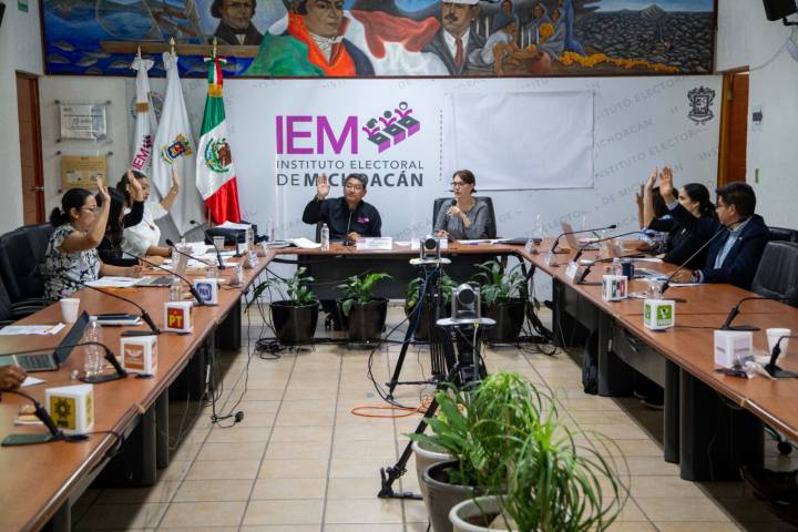 IEM válida consultas indígenas en San Francisco Peribán  y Santa Ana Zirosto   