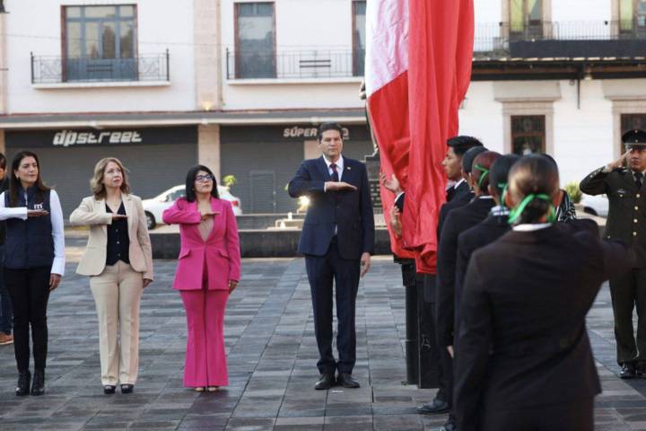 Gobierno de Morelia conmemora Natalicio de Benito Juárez