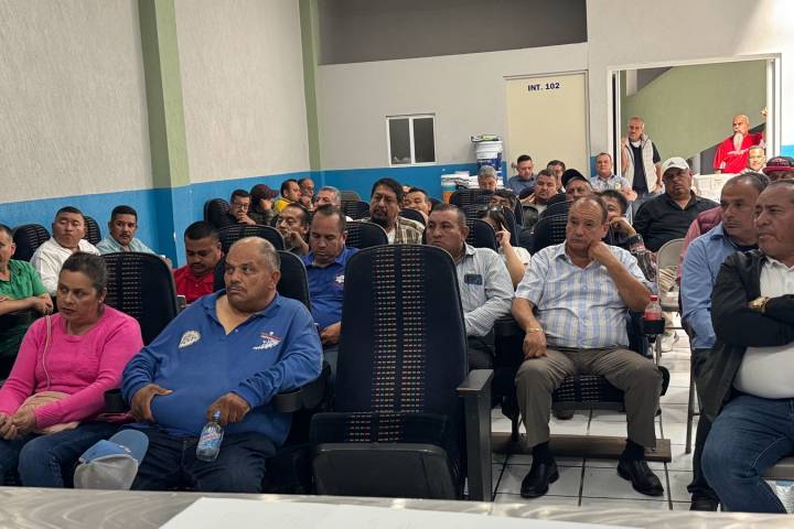 Concesiones de transporte público convertidas en pago político: Pasalagua