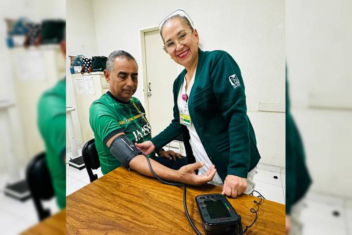 Invita IMSS a tomar conciencia sobre la hipertensión arterial y promueve su prevención 