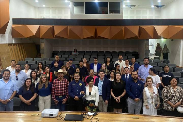 Impulsa Carlos Torres Piña fortalecimiento municipal para mejorar atención a víctimas y recepción de denuncias
